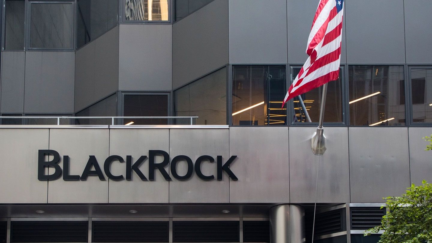 5 Key BlackRock Bitcoin Trust ETF Investment Trends 2024